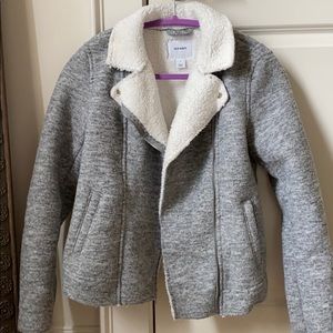 Old navy grey jacket with insulated fur